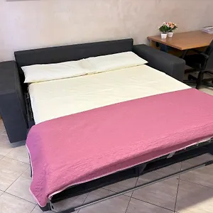 Appartamento Rose E Frutta Ristrutturato Con Parcheggio, Ronchi Dei Legionari